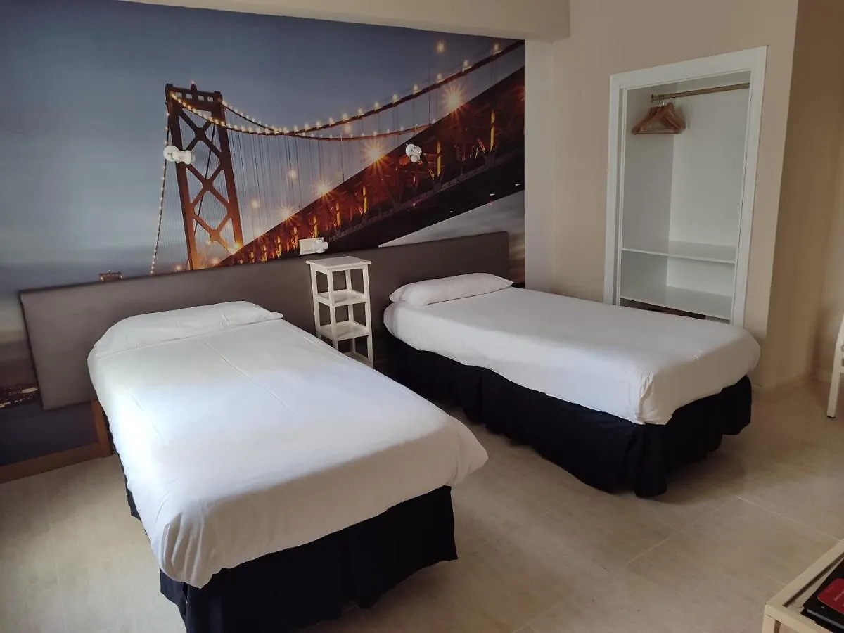 Gasthuis Hostal Mar Del Plata (Adults Only) El Arenal